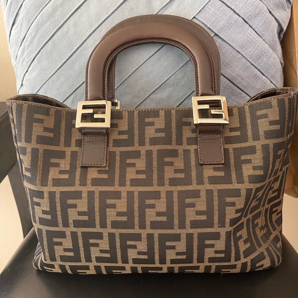 Fendi handbag - Vintage. Rare!